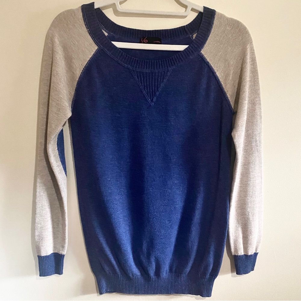 t/o Jersey Style Color-block Sweater with Elbow Patches, Navy/Beige, Medium